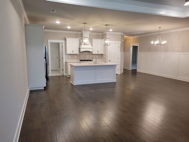 Building Photo - Zeirdt Road - Redstone Gate 7 - Toyato Field