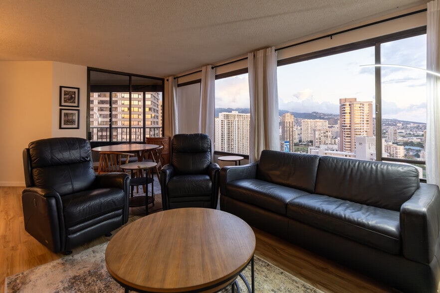 Building Photo - 1778 Ala Moana Blvd