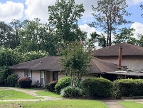 Building Photo - 113 Westwood Dr