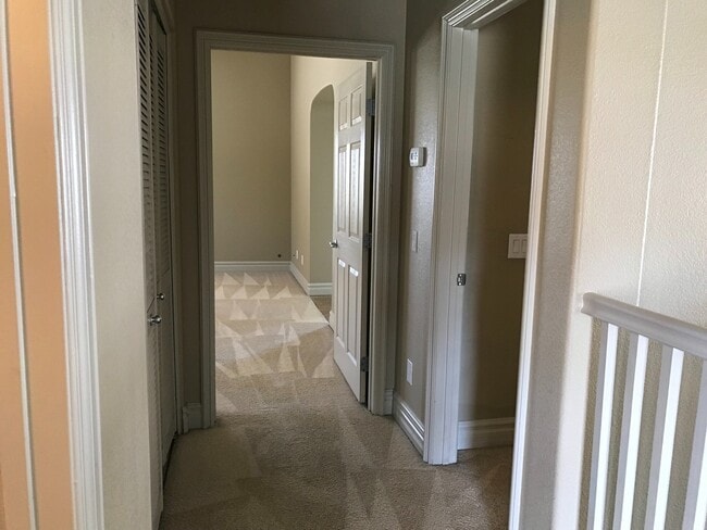 Building Photo - 254 Via Franciosa Dr