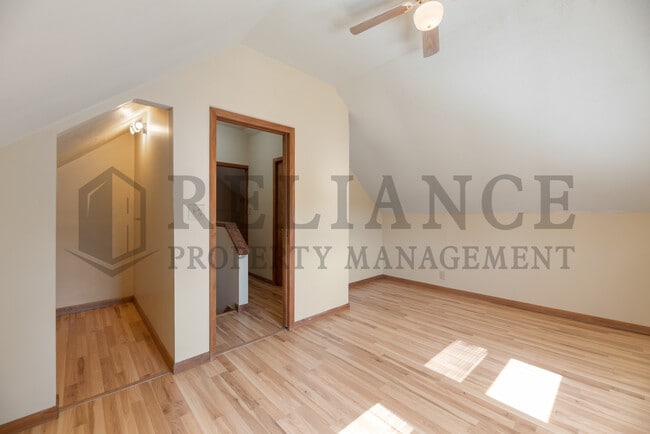 Building Photo - 203 N Ohio St