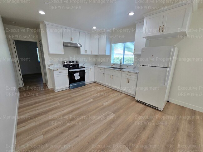 Building Photo - Newly constructed 3 bedroom/ 2 bathroom **...