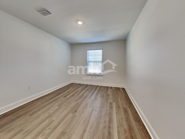 Building Photo - 313 Calla Lily Ct