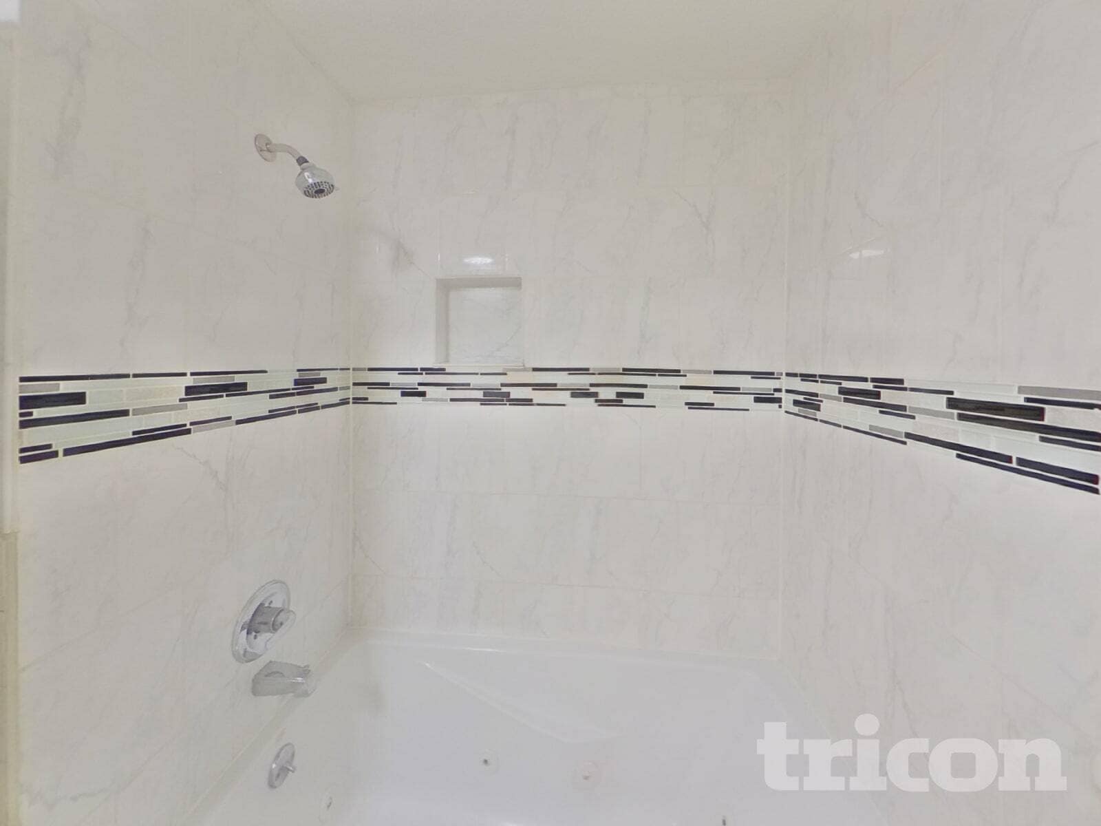 Building Photo - 13101 Thomas Ave