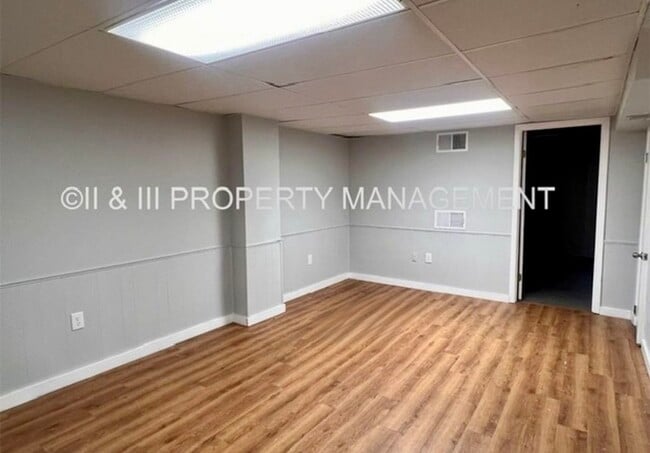 Building Photo - 8108 Monrovia St