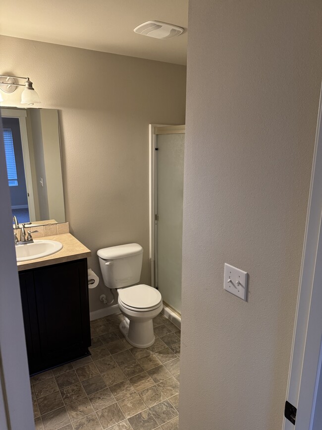 Building Photo - 4164 SW Colbert Way