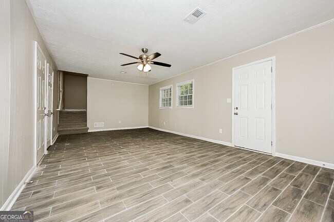 Building Photo - 6619 Collier Way