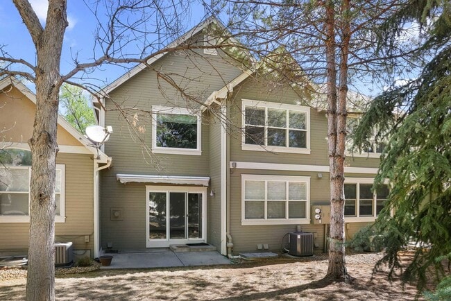 Building Photo - 658 Wild Ridge Cir