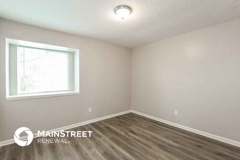 Building Photo - 4922 Crestway Dr