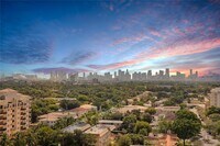 Building Photo - 1300 Ponce de Leon