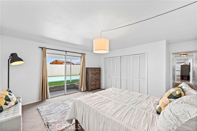 Building Photo - 2120 Temple Hills Dr