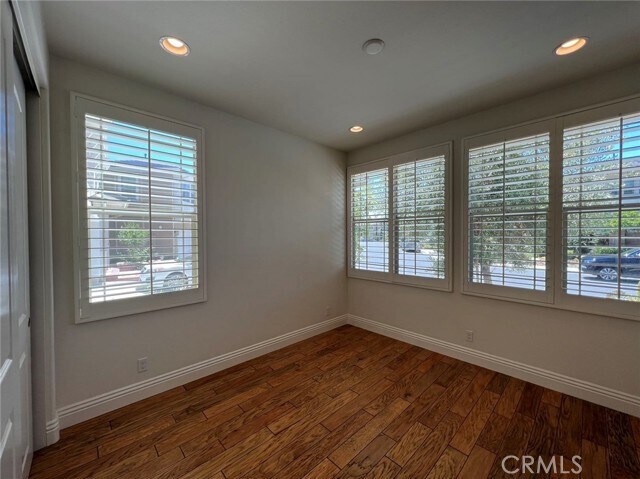 Building Photo - 160 Willowbend