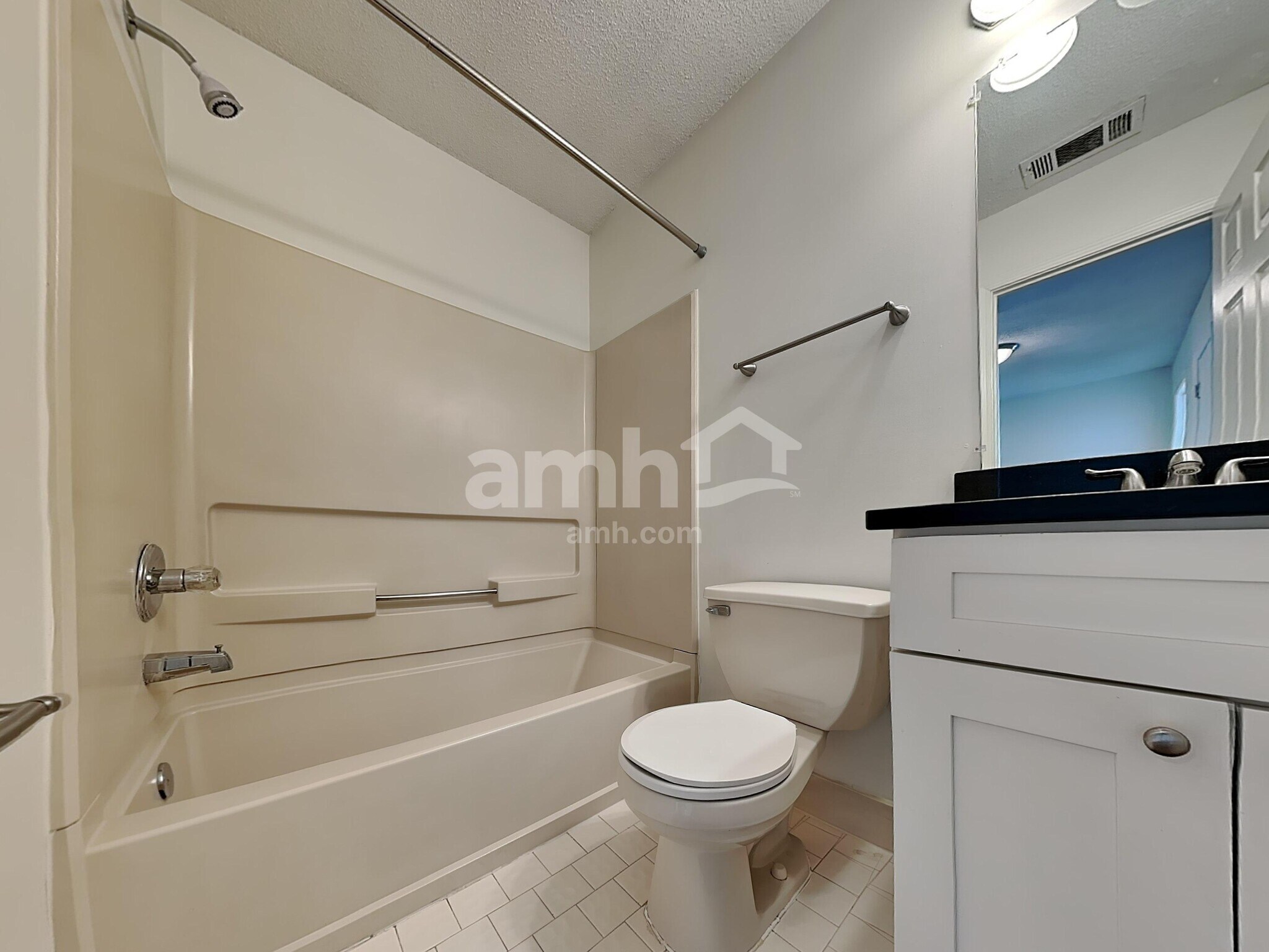 Building Photo - 821 Rain Dance Way