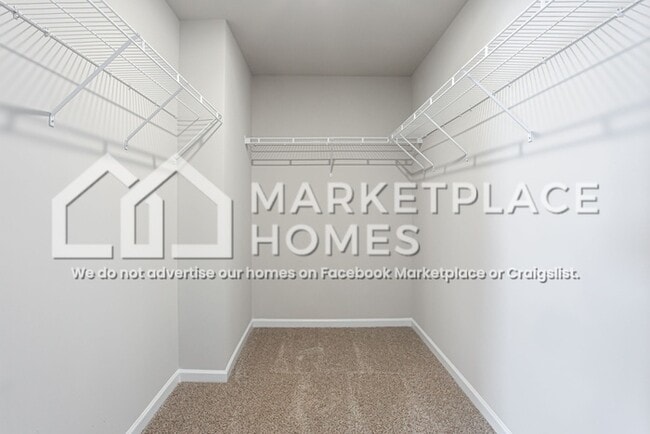 Building Photo - 223 W L Miller Dr