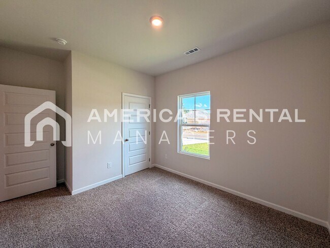 Building Photo - 169 Cattail Ct