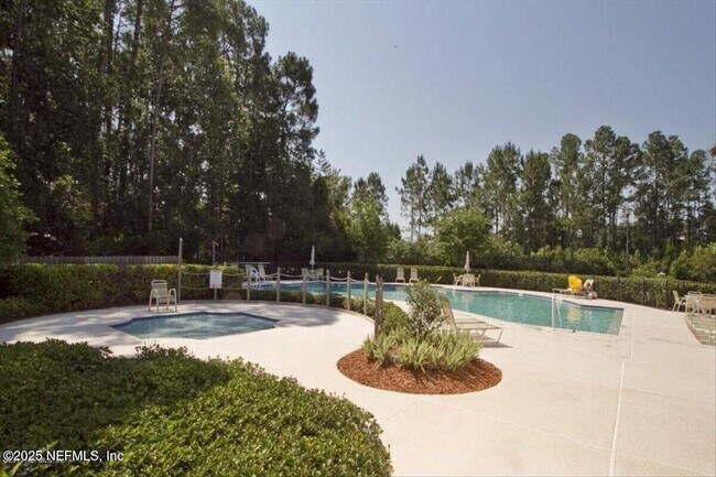 Building Photo - 336 Edge of Woods Rd