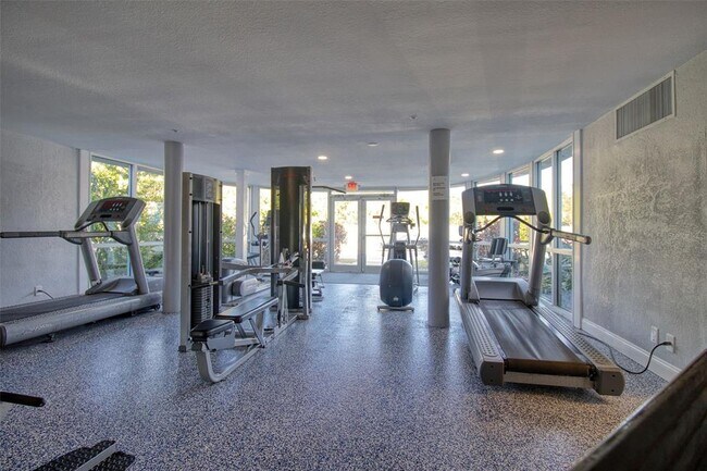 Building Photo - 3315 58th Ave S