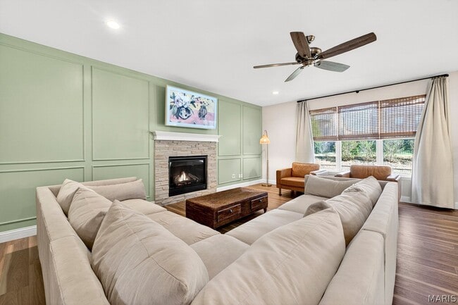 Building Photo - 415 Filipp Ln