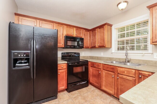Building Photo - 3404 Whitesail Ct