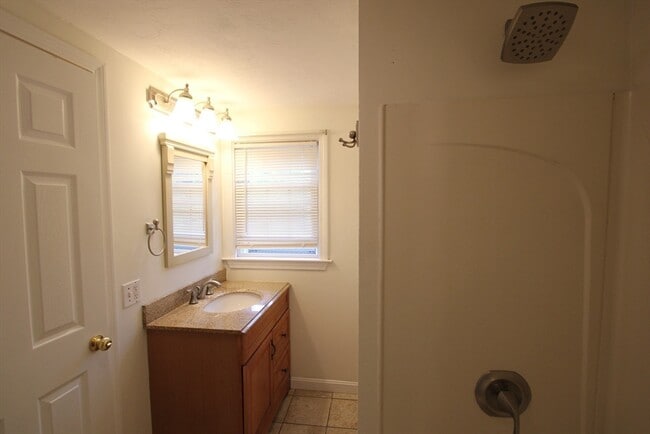 Building Photo - 75 Wachusett St