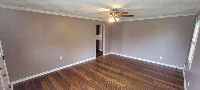 Building Photo - 269 Hohman Ave