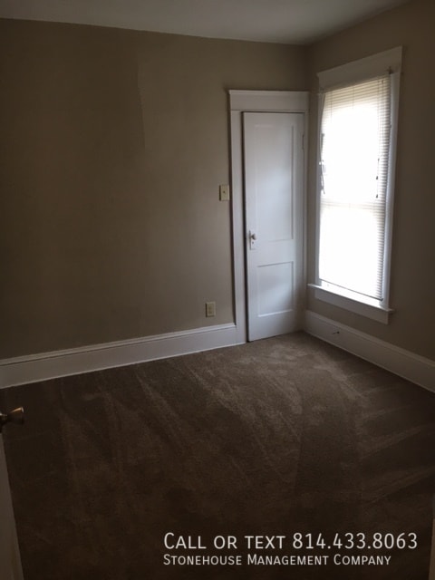 Building Photo - 3603 Maple St