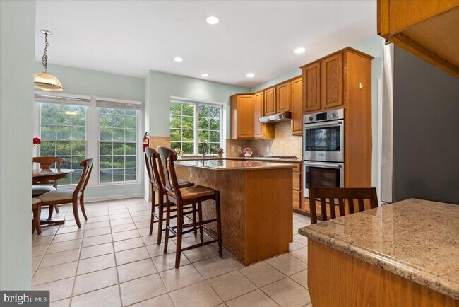 Building Photo - 4 Van Marter Ct