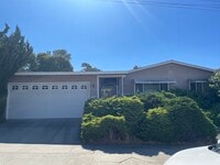 Building Photo - 4925 Tierra Baja Way