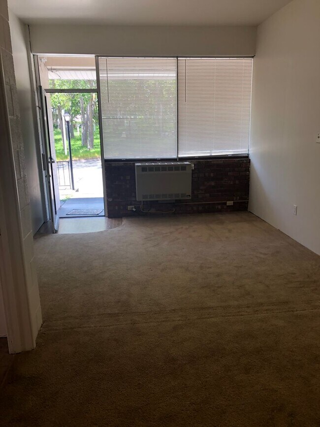 Building Photo - Talusan (920 SE Midway Blvd)