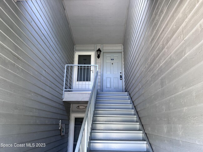 Building Photo - 7240 US-1