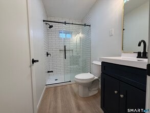 Building Photo - 222 Pequonnock St