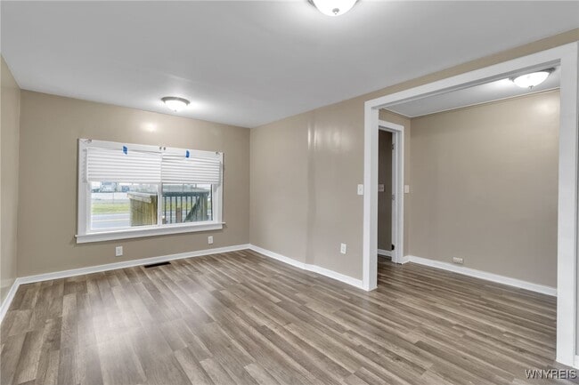 Building Photo - 114 Sawyer Ave