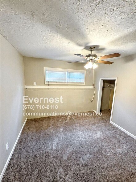 Building Photo - 460 Ward Rd