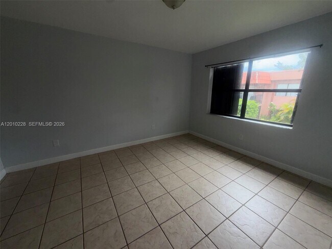 Building Photo - 6540 W 27th Ct