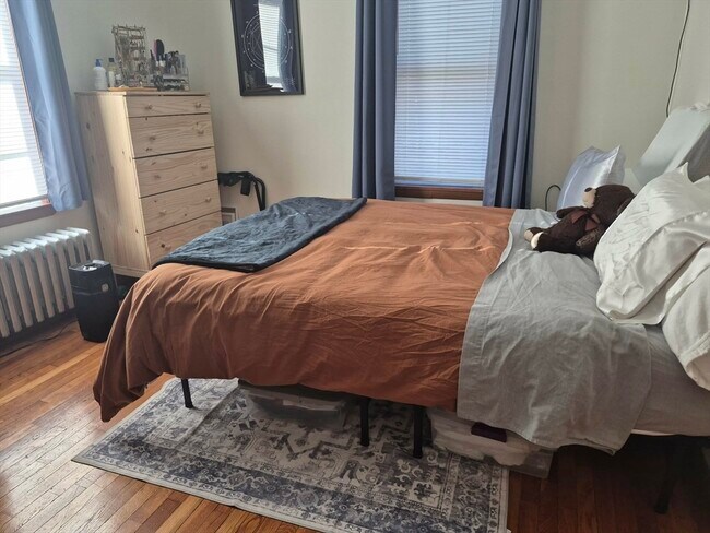 Building Photo - 4499-4501-4501 Washington St