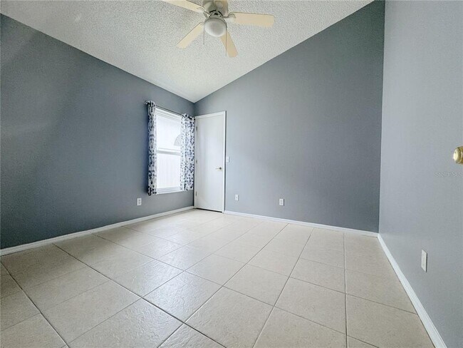 Building Photo - 2815 Burwood Ave