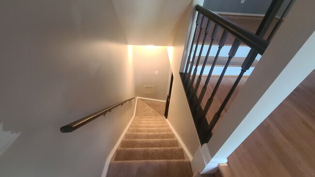 Building Photo - 2163 Whisper Way