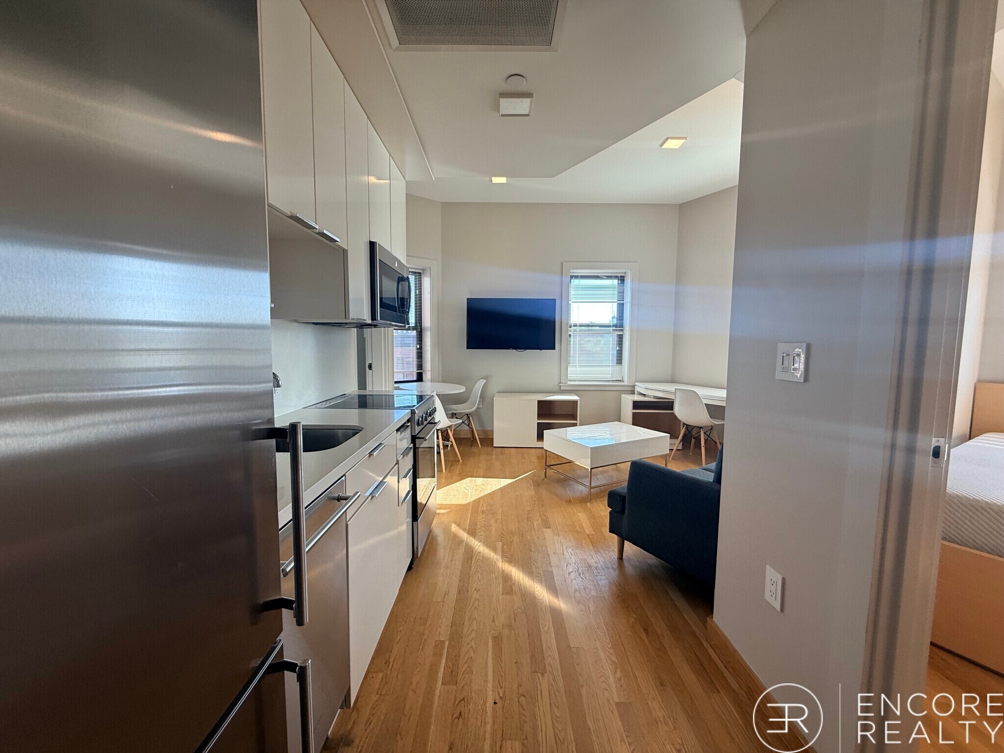 Building Photo - 115 Mt Auburn St