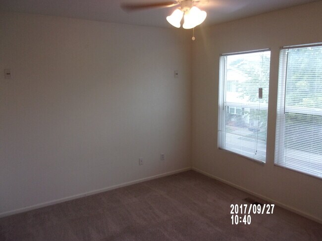Building Photo - 4631 S Swadley Ct
