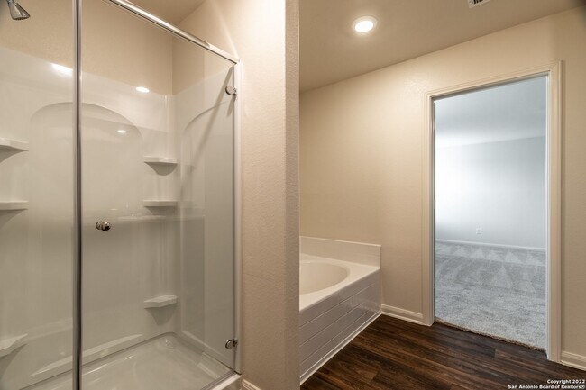Building Photo - 4118 Trail de Paris