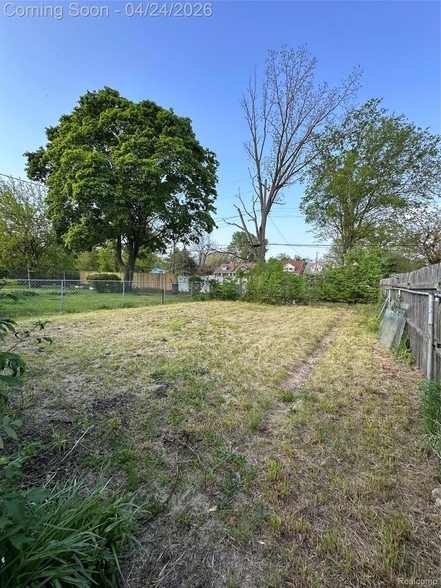 Building Photo - 4506 Bewick St