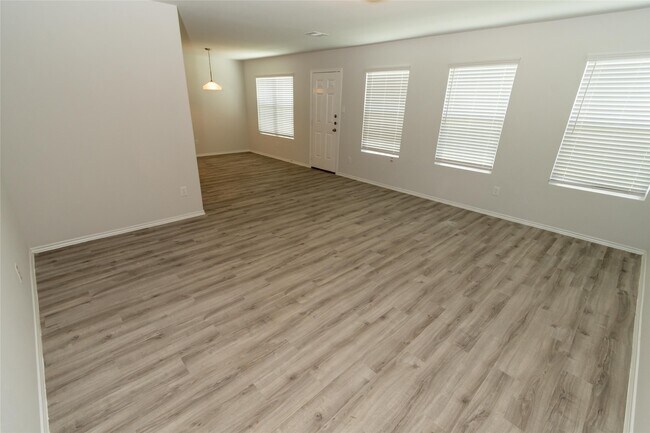 Building Photo - 17027 Hailey Harbor Dr