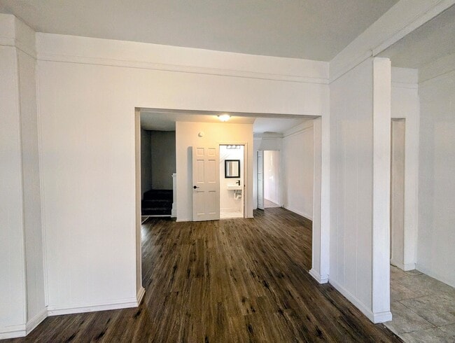 Building Photo - 416 Guilford Ave