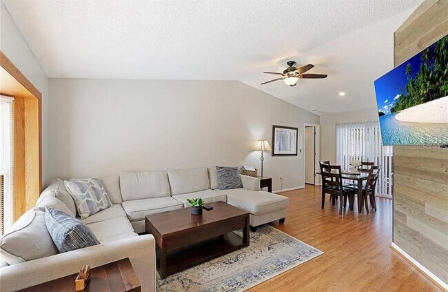 Building Photo - 7316 Caladesia Dr