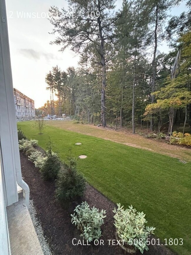 Building Photo - 2 Winslow Ln