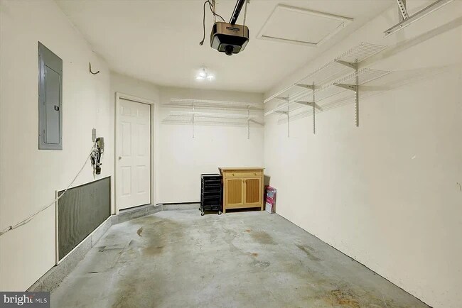 Building Photo - 7236 Clearfield St