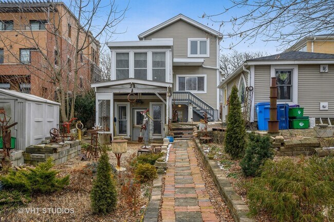 Building Photo - 1644 McGovern St