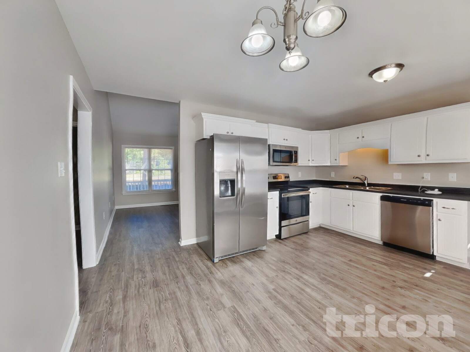 Building Photo - 500 Sunray Dr