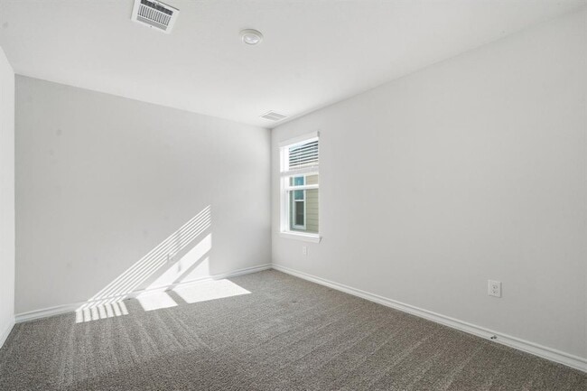 Building Photo - 4806 Plum Peach Bend