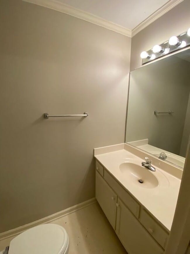 Building Photo - Burlington